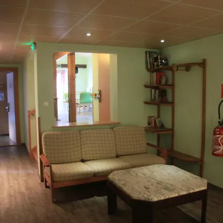 Hotel Notre Dame Des Monts