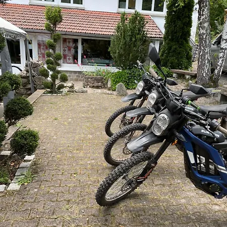 Notre Dame Des Monts Hotel