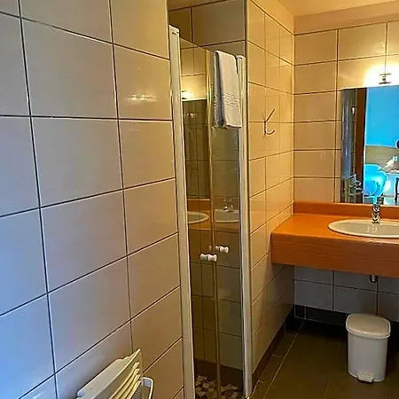 Notre Dame Des Monts Hotel
