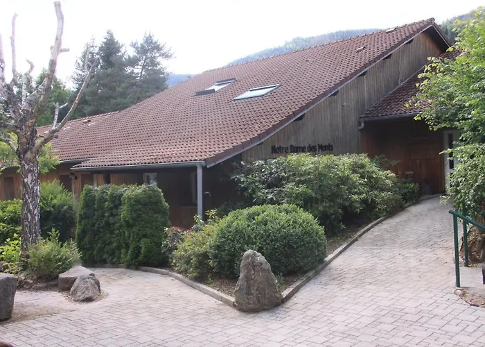 Notre Dame Des Monts Hotel