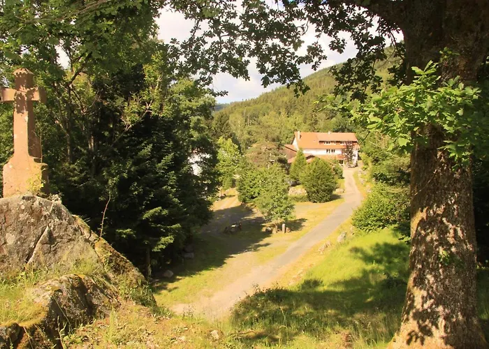 Hotel Notre Dame Des Monts