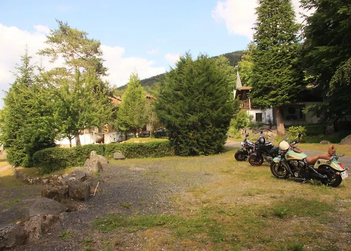 Hotel Notre Dame Des Monts